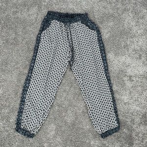 AE Jogger print pants in S